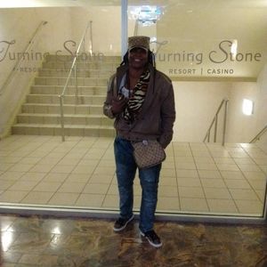 Meet your Posher, Keola